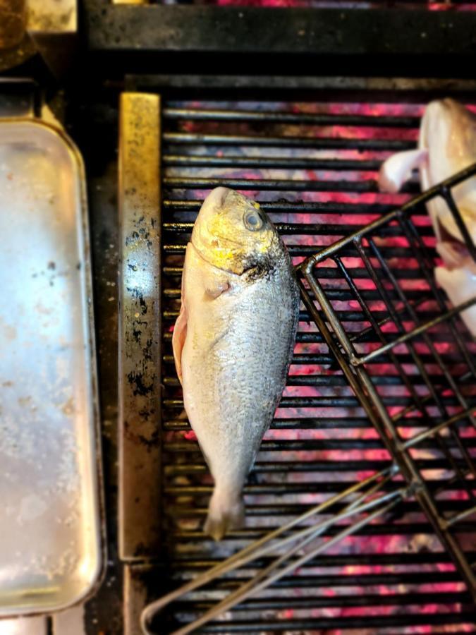 Parador 44 카디프 외부 사진